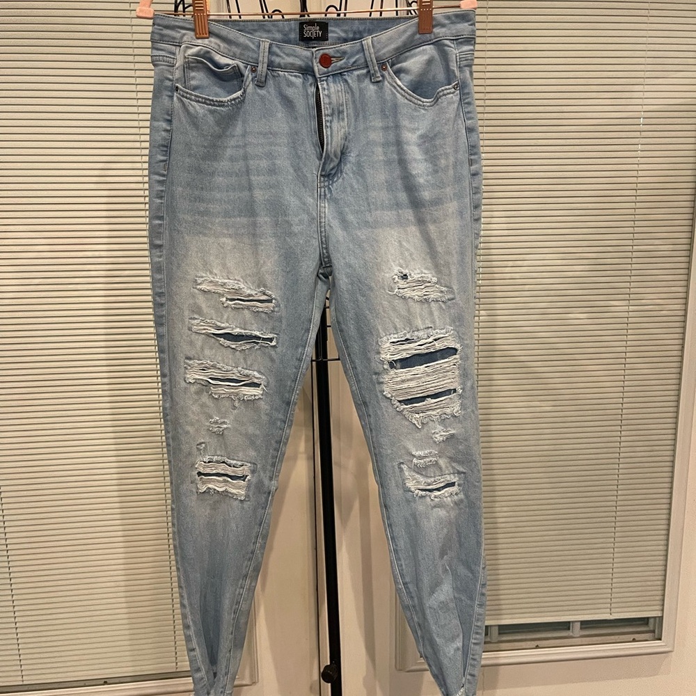 Stylish Light Blue Distressed Skinny Jeans